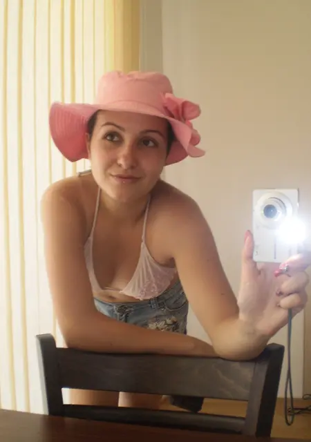 Руслана из Комарихинского, ищу на сайте постоянные отношения