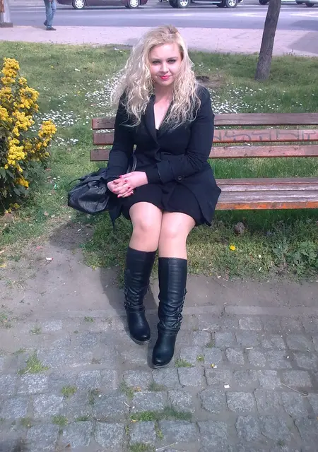 Я Дина, 20, знакомлюсь для вирта в Нижней Туре