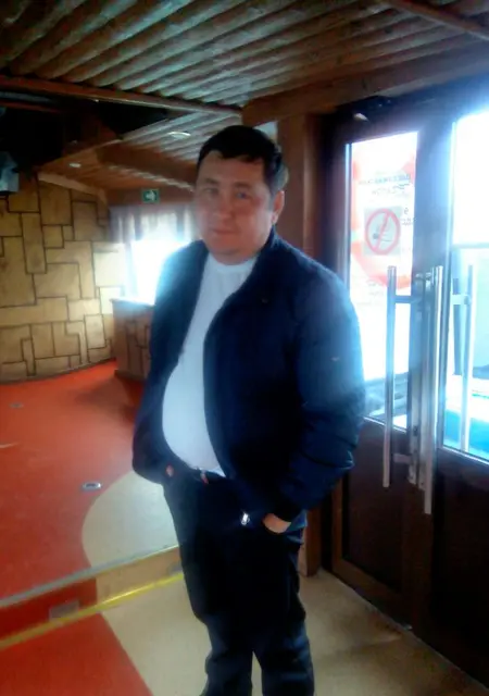 Oleg из Чебоксар, мне 46, познакомлюсь без обязательств