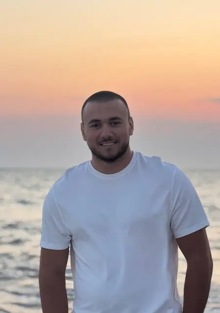 Я Дамир, 20, из Симферополя, ищу знакомства без обязательств