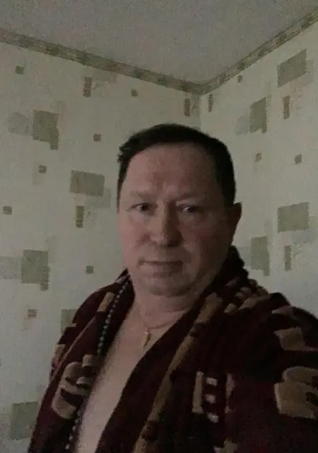 Я Михаил, 52, из Конакова, ищу знакомства без обязательств