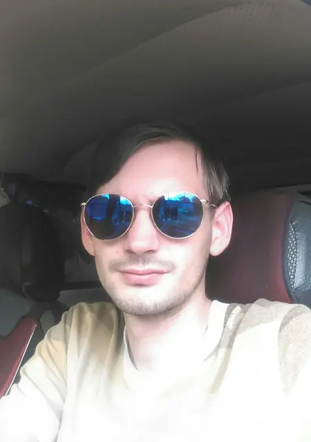 Владимир из Джубга, ищу на сайте знакомства на одну ночь