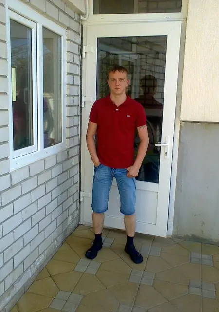 Я Женя, 39, знакомлюсь без обязательств в Геленджике