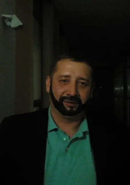 Я Олег, 45, знакомлюсь без обязательств в Каменске-Уральском