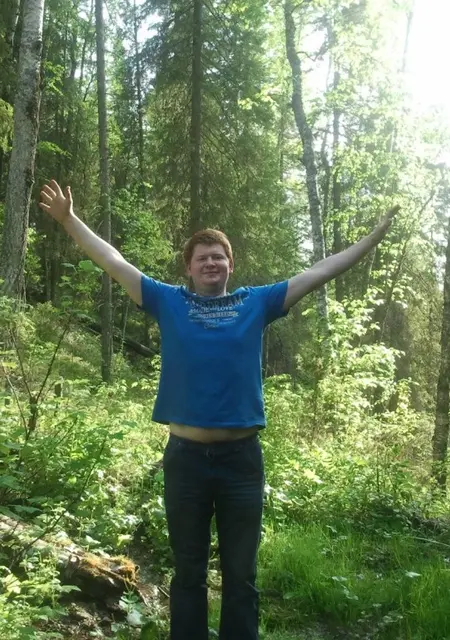 Артём из Северодвинска, мне 35, познакомлюсь для дружбы