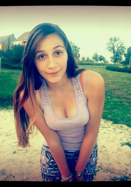 Я Лилия, 18, знакомлюсь для дружбы в Старой Руссе