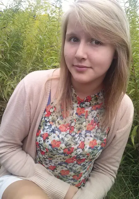 Я Бела, 18, из Благодарного, ищу знакомство для постоянных отношений