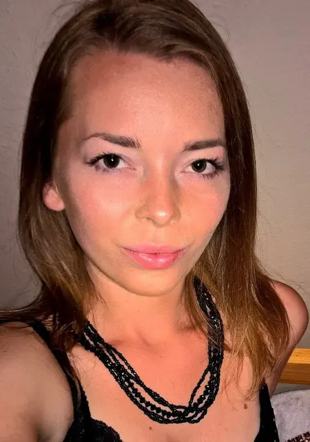 Я Василиса, 25, из Сургута, ищу знакомство для дружбы