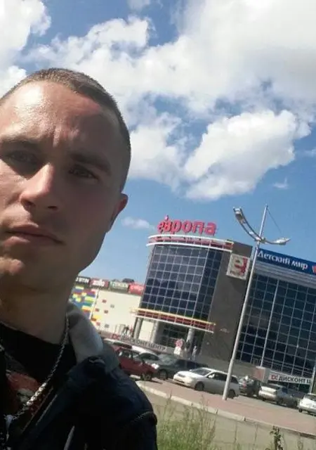 Я Владимир, 31, из Шарыпова, ищу знакомство для постоянных отношений