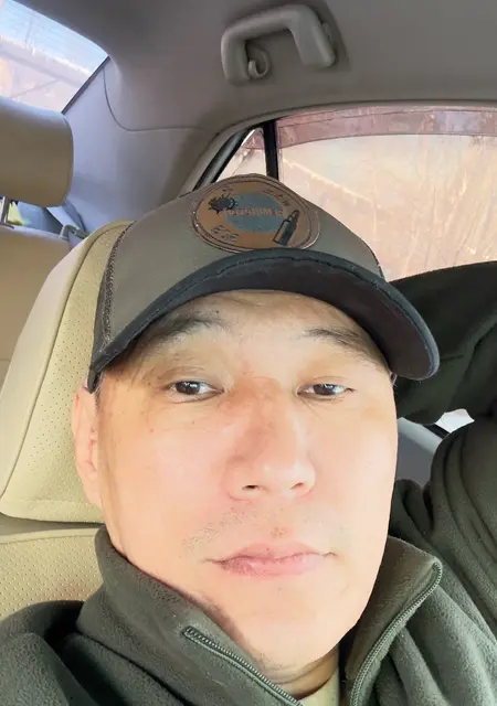 Я Влад, 39, из Якутска, ищу знакомства без обязательств