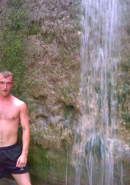 Антон из Астрахани, мне 41, познакомлюсь на одну ночь