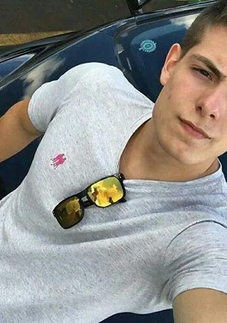 Эрик из Альметьевска, ищу на сайте приятное времяпровождение