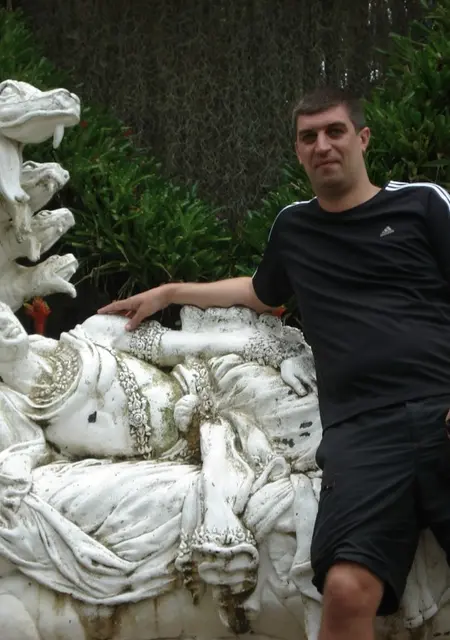 Я Евгений, 45, знакомлюсь без обязательств в Омске