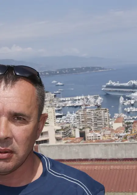 Я Vladimir, 63, знакомлюсь для приятного времяпровождения в Омске