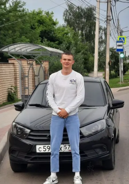 Я Dima, 18, из Орла, ищу знакомства на одну ночь