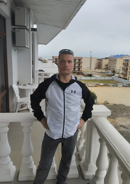 Станислав из Твери, мне 47, познакомлюсь без обязательств