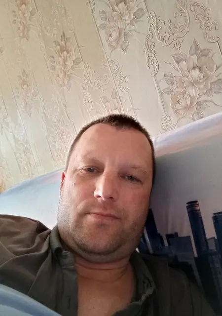 Лёлик из Юбилейного, мне 45, познакомлюсь для приятного времяпровождения