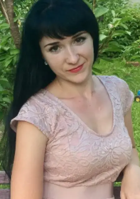 Марина из Каменска, мне 35, познакомлюсь на одну ночь