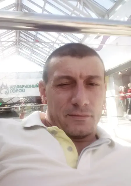 Арсен из Томска, мне 45, познакомлюсь на одну ночь