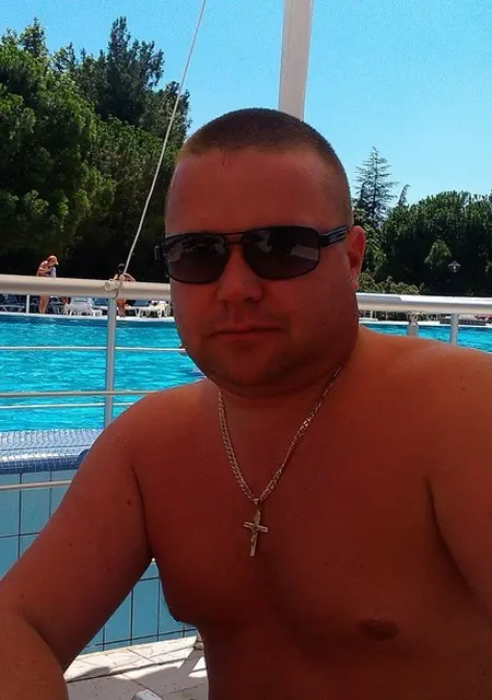 Олег из Лысьвы, ищу на сайте знакомства на одну ночь