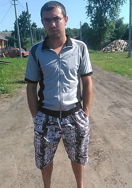 Саша из Шахуньи, мне 36, познакомлюсь на одну ночь