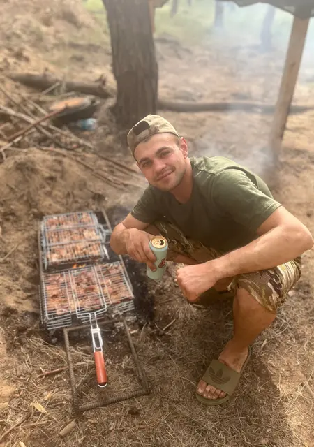 Руслан из Евпатории, мне 23, познакомлюсь для постоянных отношений