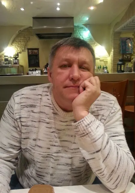 Aleks из Магадана, ищу на сайте знакомства на одну ночь