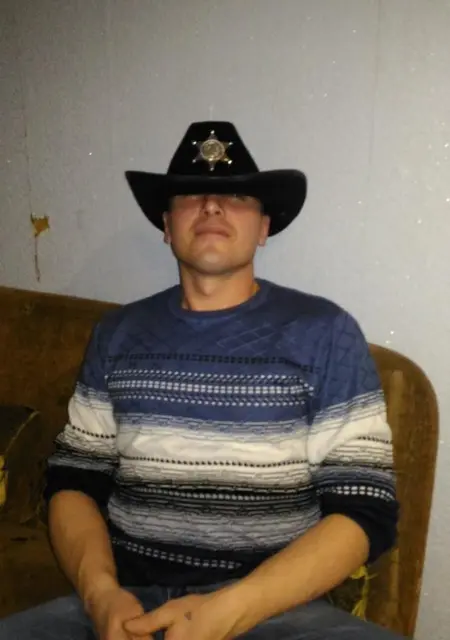 Я Алексей, 45, знакомлюсь без обязательств в Нефтеюганске