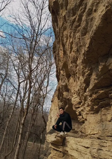 Я Василий, 23, из Лабинска, ищу знакомство для постоянных отношений