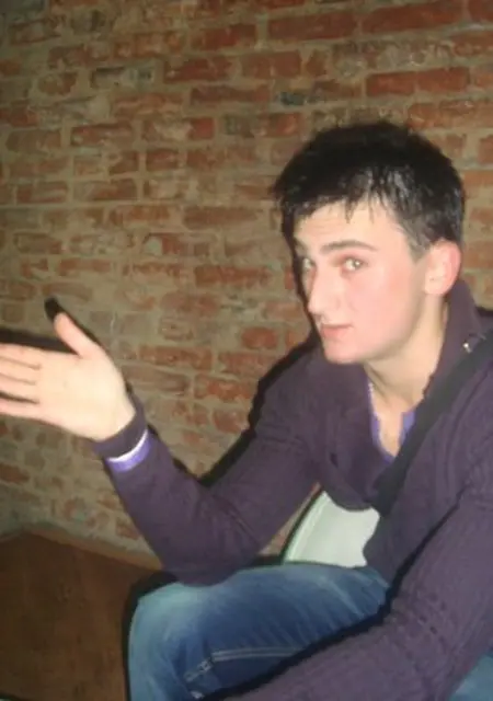 Я Вася, 36, из Щекино, ищу знакомство для постоянных отношений