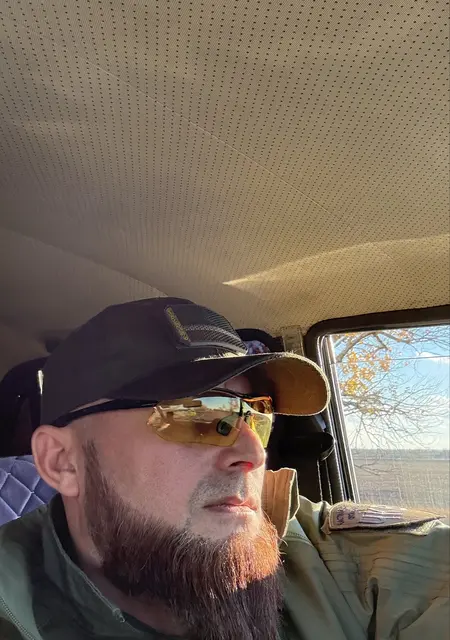 Я Тамерлан, 30, знакомлюсь для постоянных отношений в Москве