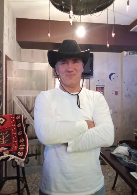 Я Сергей, 50, знакомлюсь для открытые отношения в Ставрополе