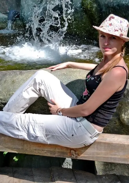 Vika из Краснодара, мне 40, познакомлюсь без обязательств