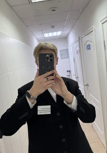 Артемий из Хабаровска, мне 18, познакомлюсь на одну ночь