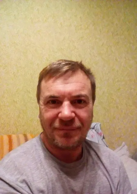 Я Олег, 50, знакомлюсь без обязательств в Салехарде