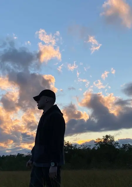 Я Сергей, 25, из Домодедова, ищу знакомства на одну ночь