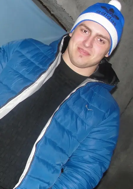 Я Антон, 32, из Новочеркасска, ищу знакомство для общения