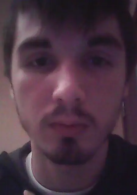 Я Vitaliy, 33, из Соснового Бора, ищу знакомства без обязательств