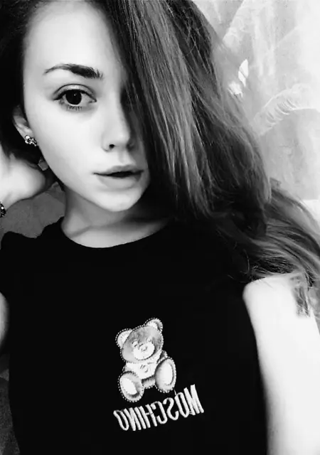 Я Полина, 27, знакомлюсь для вирта в Ульяновске