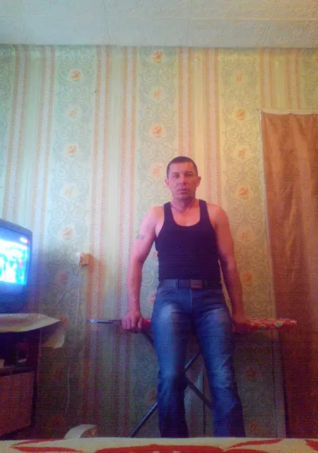 Витя из Кургана, ищу на сайте знакомства на одну ночь