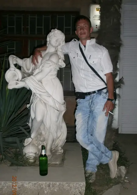 Я Дмитрий, 45, знакомлюсь без обязательств в Омске