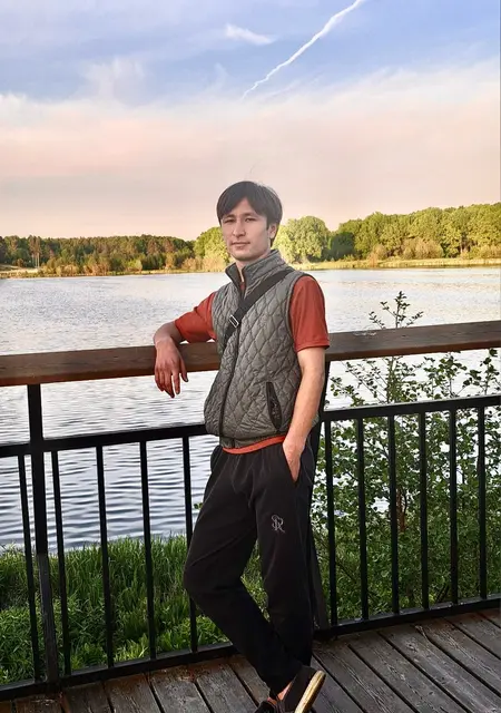 Я Максуд, 21, из Нижнего Новгорода, ищу знакомства без обязательств