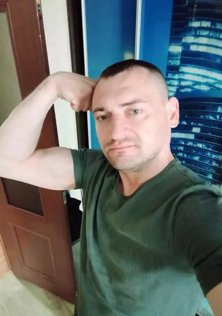 Я Алексей, 44, знакомлюсь без обязательств в Новом Уренгое