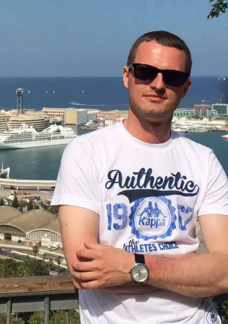 Я Джоник, 41, знакомлюсь на одну ночь в Каменске-Уральском