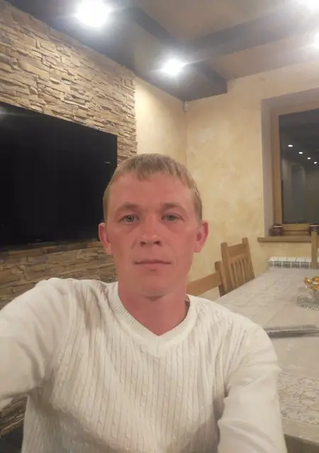 Я Роман, 38, из Озер, ищу знакомство для приятного времяпровождения