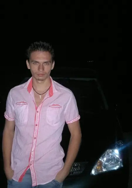 Я Серега, 35, из Новочеркасска, ищу знакомства на одну ночь