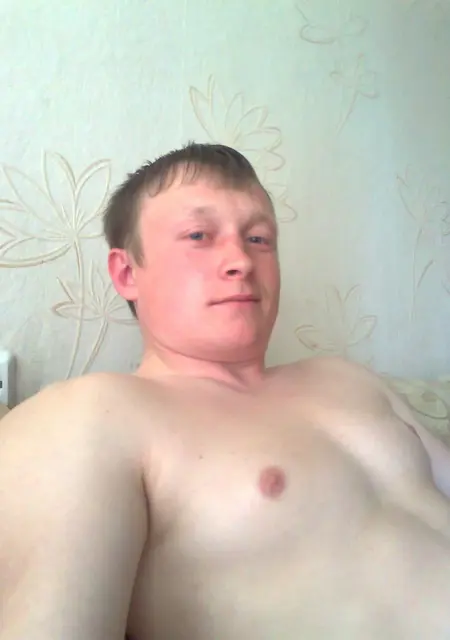 Я Евгений, 39, знакомлюсь на одну ночь в Пушкине