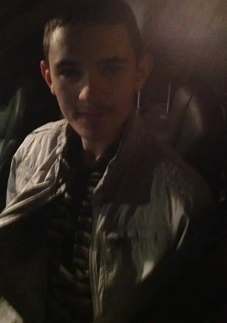 Я Артур, 29, знакомлюсь для приятного времяпровождения в Астрахани