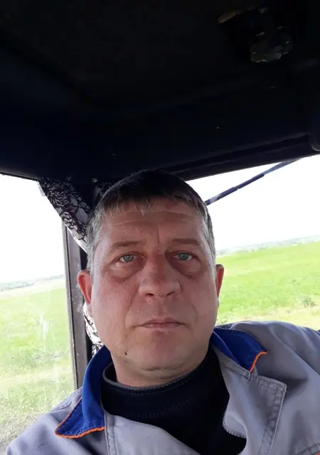 Роман из Узловой, ищу на сайте знакомства на одну ночь