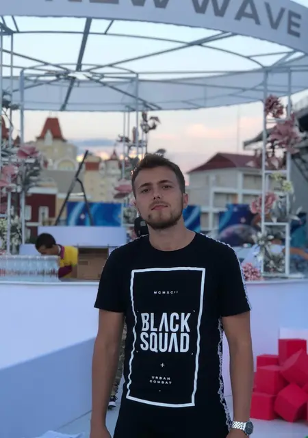 Вадим из Конакова, ищу на сайте знакомства на одну ночь